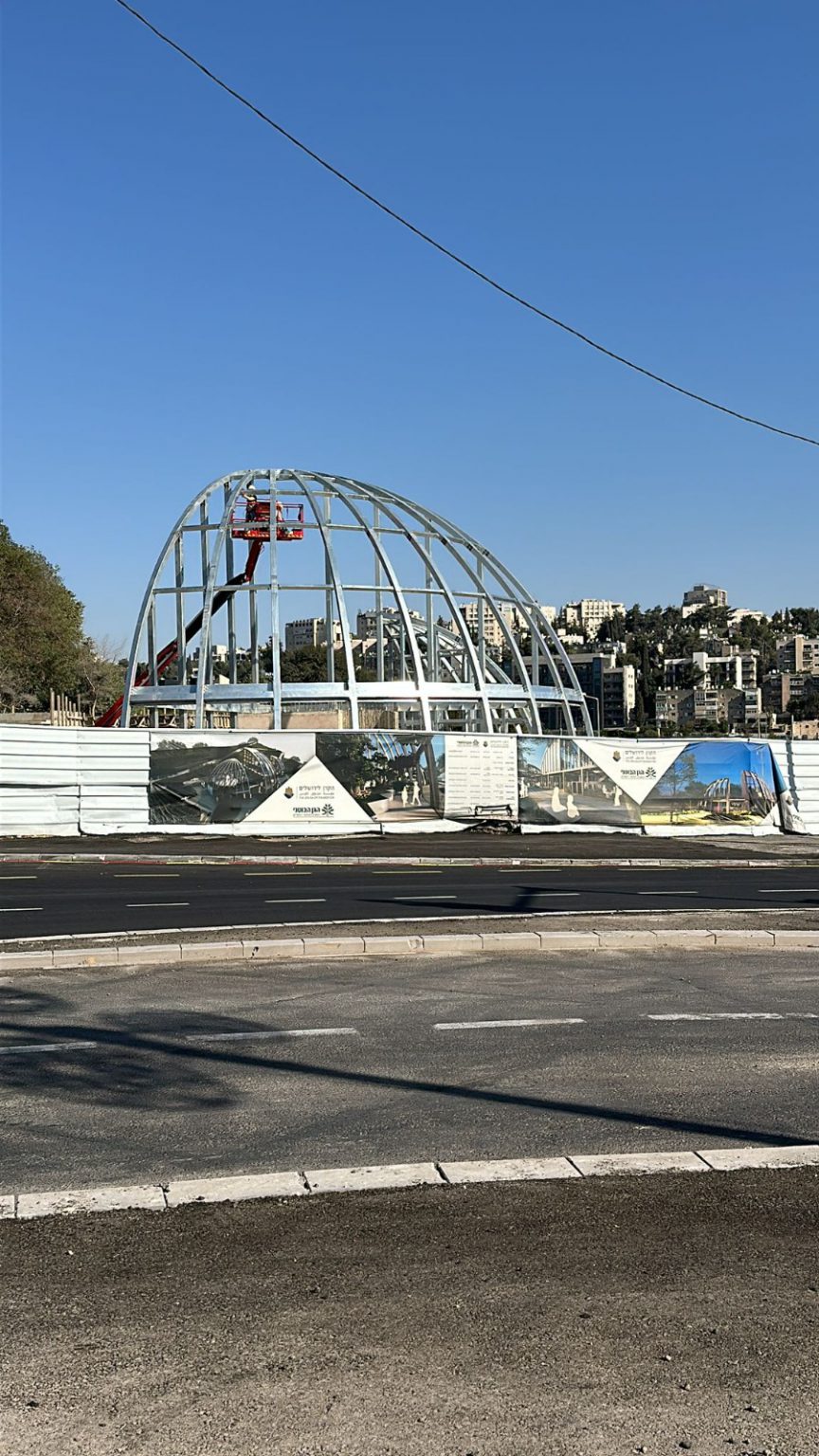 אלכס עבודות מתכת בע"מ מתמחה בביצוע פרויקטים רחבי היקף